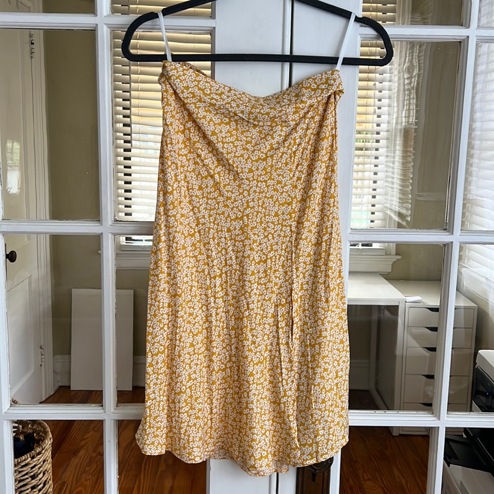 Yellow floral print midi skirt